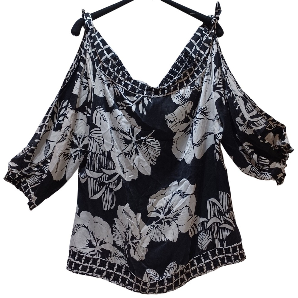 WHBM Silk Top Womens M Black White Floral Cold Shoulder Split Sleeve Resortwear